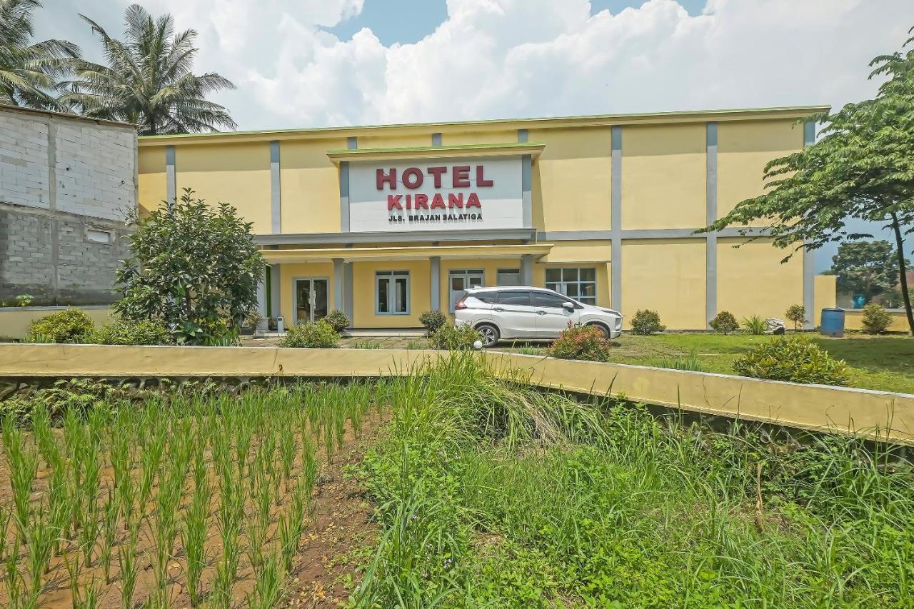 Oyo 92483 Hotel Kirana Salatiga Kültér fotó